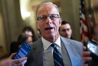 Senators propose ‘Russia Week,’ but Trump's stance unclear - Roll Call