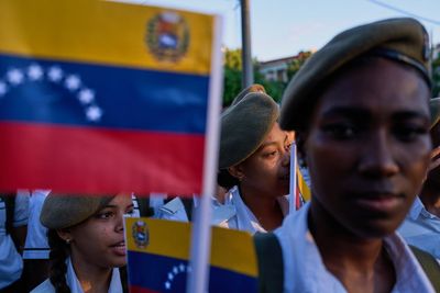 Cubans rally for Venezuela, Bolivia's new president and more top photos this week from Latin America