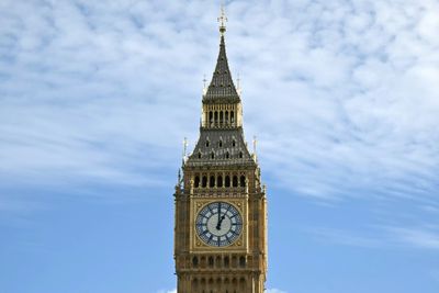Precision Timing For Britain's Big Ben As Clocks Go Back
