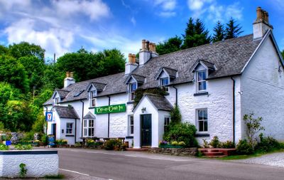 ‘Not many pub lunches require a trip across the Atlantic’: readers’ favourite UK country pubs with great food