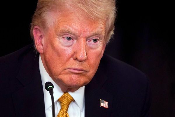 Trump plans land strikes against alleged drug traffickers from Venezuela