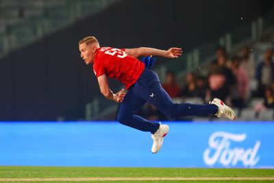 Jofra Archer’s late arrival gives Luke Wood chance to shine for England against New Zealand