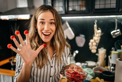 Experts say eat these 6 fruits to fight cancer-causing inflammation