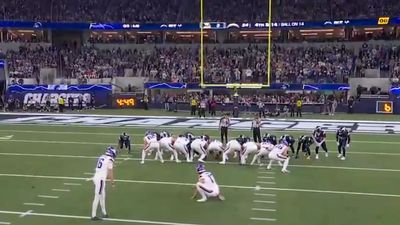 Al Michaels Offers Strange Correction After Saying NFL 'Wants to Take My Lunch Away'