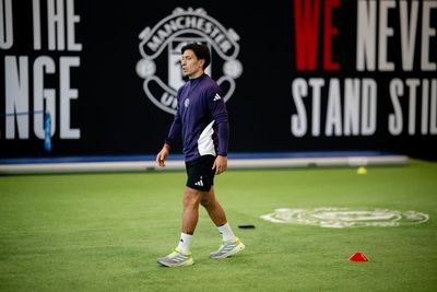 Lisandro Martinez closing in on Manchester United return as Ruben Amorim issues injury update