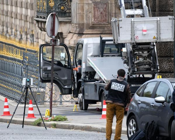 Prosecutor has ‘small hope’ of recovering Louvre jewels thanks to gear left by thieves