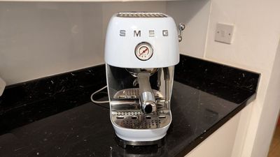 Smeg Espresso & Cold Brew Machine ECF03 review: a chic machine that makes espresso and cold brew look effortless