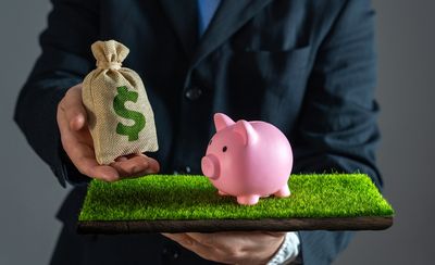 5 Income Goals That Professionals Wish They Hit by 35