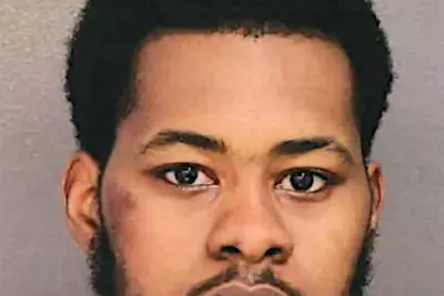 Good Samaritan thwarts suspect trying to grab 2-year-old from her mom on Pennsylvania street