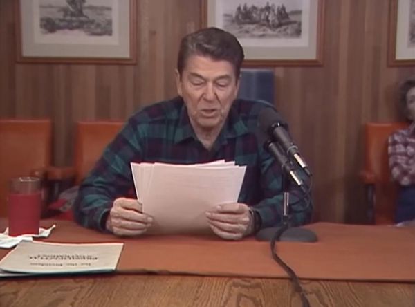 Trump calls off trade talks with Canada after Ontario airs ad in US of Reagan denouncing tariffs