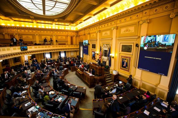 Virginia lawmakers aim to redraw maps to help Democrats gain seats in Congress