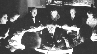 Magician made his wife vow to contact him in the afterlife. She followed his wishes for 10 years after he died on Halloween night