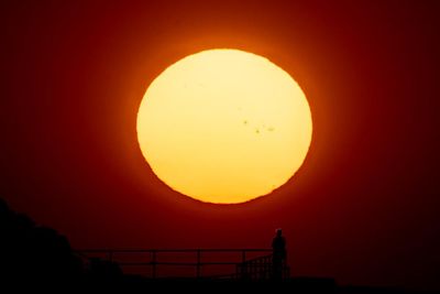 Australia fiddles with fossil gas while the country swelters in record heat. It doesn’t make sense