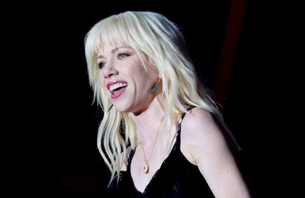 Carly Rae Jepsen is married
