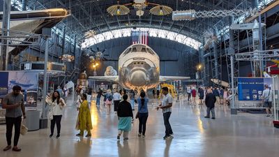 Space shuttle Discovery fight continues as Texas senators rope Department of Justice into their tug-of-war with Smithsonian
