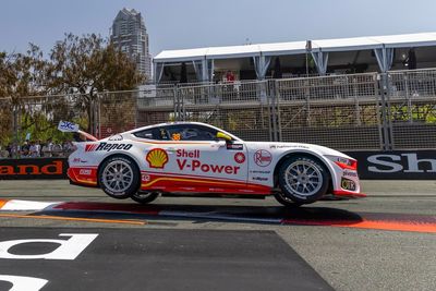 Multiple photographers injured in Supercars crash