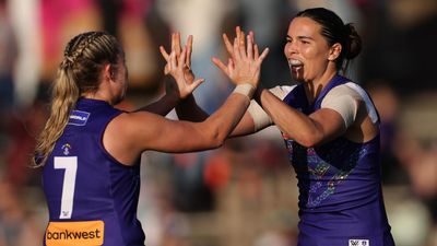 Dockers record big win as AFLW finals chase heats up
