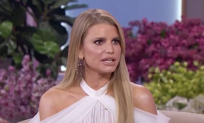 Experts Claim Jessica Simpson's 'Exaggerated' Face Is a Result of Botched Mid-Face Fillers