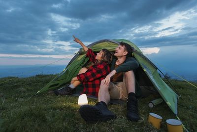 10 Free Things You Can Do Today in Any City for a Great Couples Date