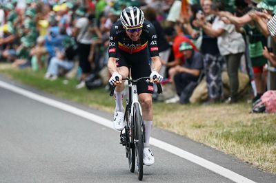 Trio of contract extensions as UAE Team Emirates-XRG lock in squad for 2026 season