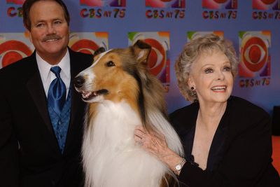 June Lockhart, beloved mother figure from 'Lassie' and 'Lost In Space,' dies at 100