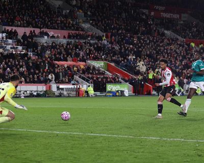 Brentford condemn lacklustre Liverpool to fourth straight league defeat