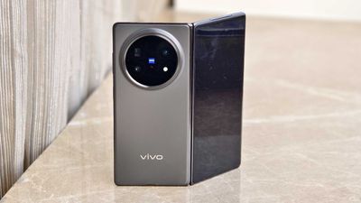 I love my Samsung Galaxy Z Fold 7, but I wish it had this Vivo X Fold 5 feature