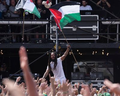 British Airways pulls Louis Theroux podcast sponsorship after Bob Vylan interview