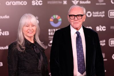 Anthony Hopkins says estranged daughter ignored his wife’s attempt to reconnect