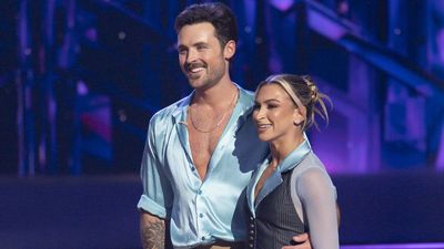 Dylan Efron Shared An Update After Revealing He Broke His Nose Amid DWTS Training