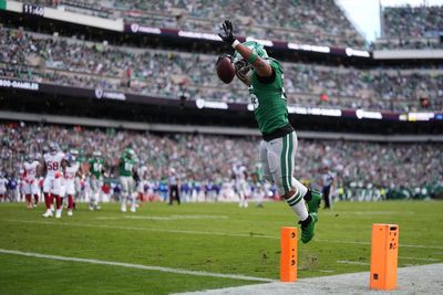 Saquon Barkley leads Philadelphia Eagles to rout of New York Giants