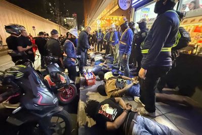 ‘Construction workers’ arrest Nigerian drug dealers in Bangkok