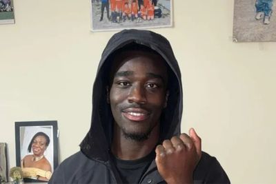 999 Responders Dismissed Manchester Student's Emergency Call and Told to 'Drink Paracetamol' - Hours Later, He Is Dead