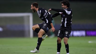 Bulls shake off illness to claim ALM win over Reds