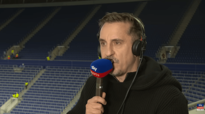 Gary Neville urges Arne Slot to drop 'virus' Liverpool signing infecting squad with poor form