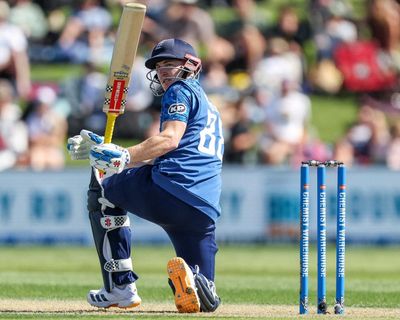 England look to dodge lightning strike after familiar crumble in opening ODI