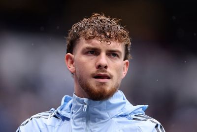 Harvey Elliott challenged to prove to Unai Emery he has a future at Aston Villa