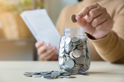 9 Must-Have Savings Rules Every Boomer Wishes They Learned Earlier