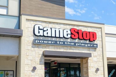 Trump's Halo Moment Sends GameStop Stock Soaring — But Steven Cohen's Still Pulling The Trigger