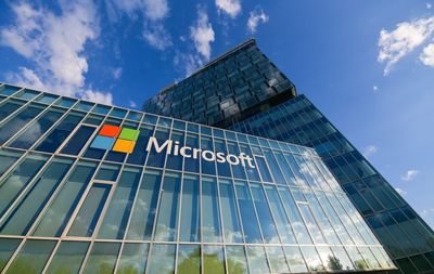 Microsoft Q1 Preview: With 2 'Near-Term Monopolies,' Analyst Says Outperformance To Continue