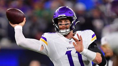 Vikings' Carson Wentz Will Undergo Season-Ending Shoulder Surgery