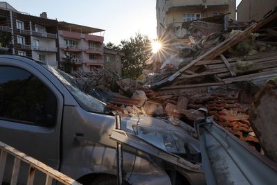 Istanbul shaken as 6.1-magnitude earthquake hits Turkey