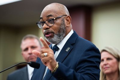 Union call to reopen government exposes pain point for Democrats - Roll Call