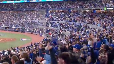 Blue Jays Fans Have Epic Reaction to Alejandro Kirk's HR at Packed Rogers Centre