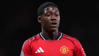 Man Utd Legend Sends Challenge to Kobbie Mainoo