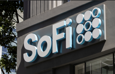 SoFi Stock Earnings Report: Fintech Giant's Price Slips Despite Another Quarter of Growth