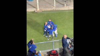 Video of Yoshinobu Yamamoto Watching Dodgers’ Walk-Off Home Run in Game 3 Is Too Good