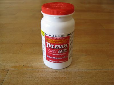 Texas Attorney General Targets Tylenol Makers in Controversial Autism Lawsuit