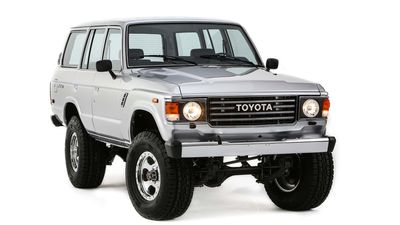 This Classic Toyota Land Cruiser Packs a Modern V-6 and a Manual