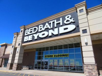 What's Going On With Bed Bath & Beyond Stock?